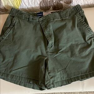 Old Navy women’s Olive Flat Front Shorts